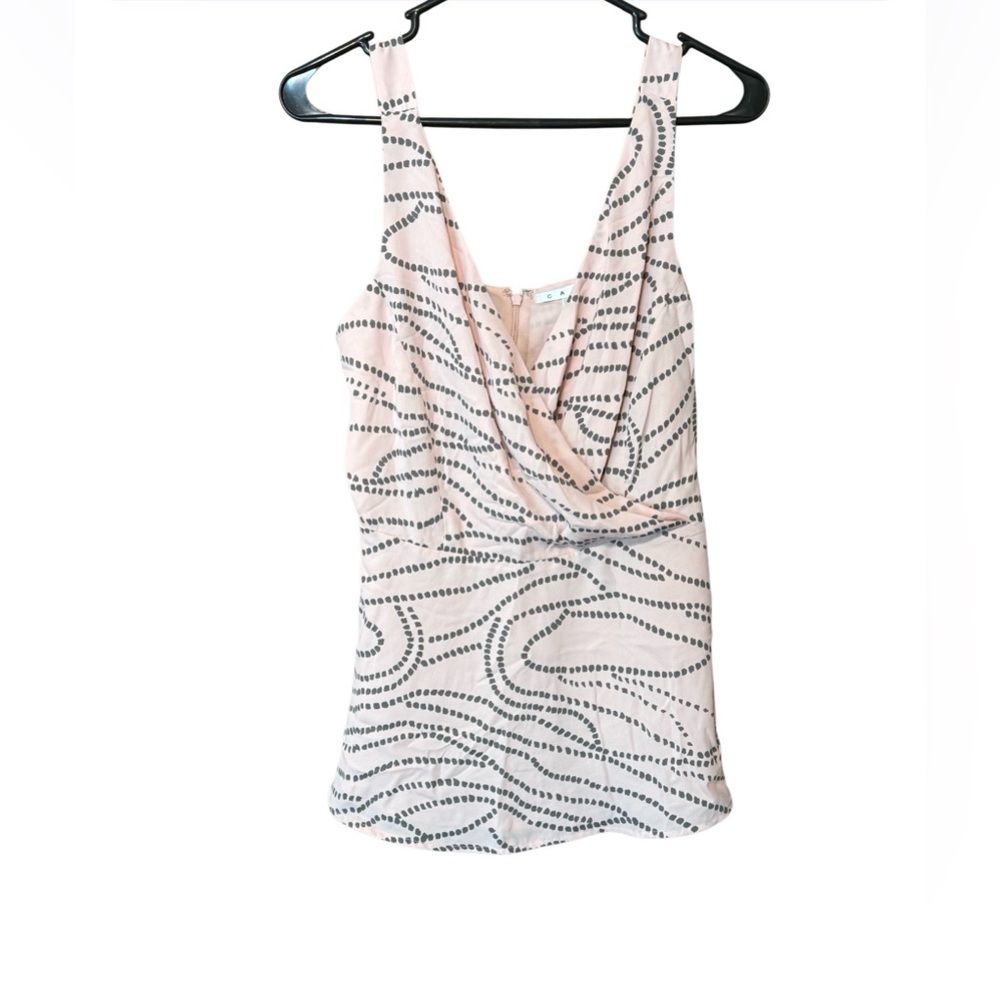 CAbi Sleeveless Blouse Size 8 Pink Gray Print Draped Front Tank Top Womens